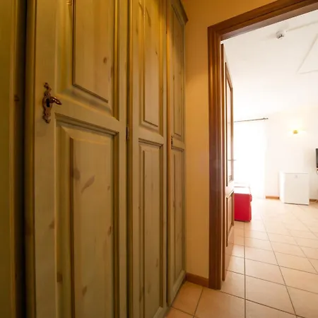 Lägenhetshotell Frejus 4*