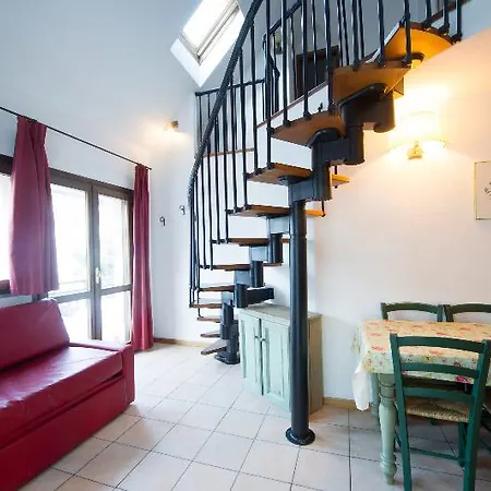 Aparthotel Frejus 3*